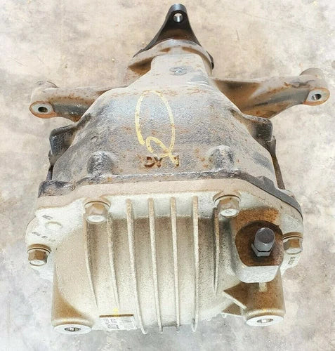 2017-2019 Genesis G90 5.0L V8 Rear End Used OEM Differentials & Carriers used OEM differential carrier assembly