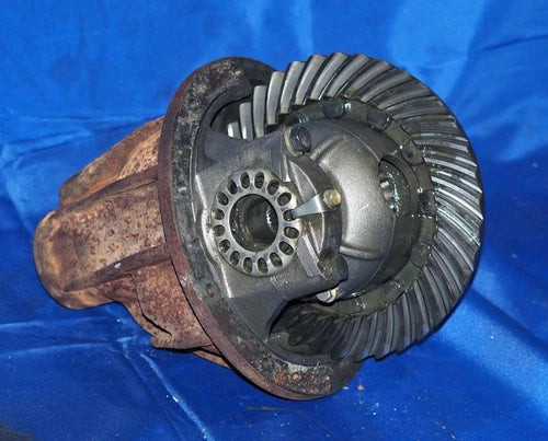 1969-1973 Toyota FJ40 Front Axle Differential 4.11 Ratio OEM Nice! W/Warranty used OEM front differential carrier assembly
