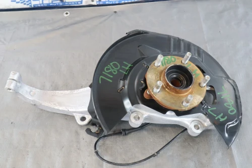 2017-2021 Infiniti Q60 Front Left/Driver RWD With Hub Used OEM Steering Knuckle Spindle