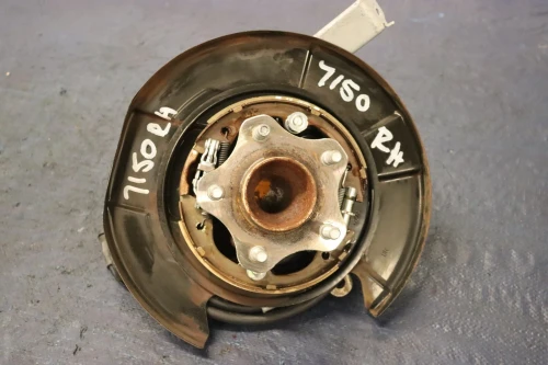 2016 Infiniti QX60 Rear Right/Passenger AWD With Hub Used OEM Steering Knuckle Spindle