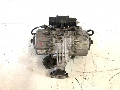 2003-2004 Honda Pilot Rear End Axle Carrier Differential 4X4 Used OEM Differentials & Carriers used OEM differential carrier