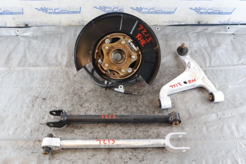 2017 Infiniti Q60 Rear Right/Passenger With Hub Used OEM Steering Knuckle Spindle