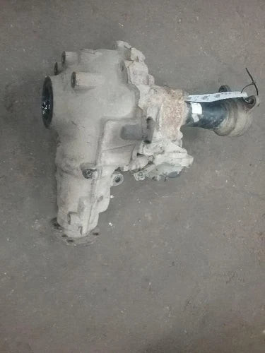 2001-2002 4RUNNER Front Axle 6 Cylinder 3.91 Ratio Used OEM Front Differential Carriers used OEM front differential carrier