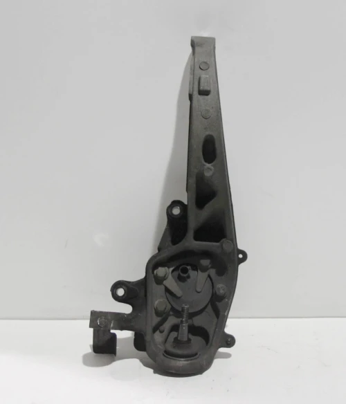 2009-2012 Jaguar XK Front Left/Driver With Hub Used OEM Steering Knuckle Spindle