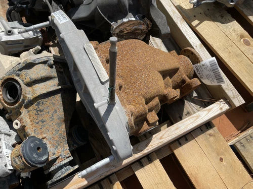 2017 Ford Expedition Rear Carrier Differential Case 3.31 Ratio Used OEM Rear Differential Carriers used OEM rear differential