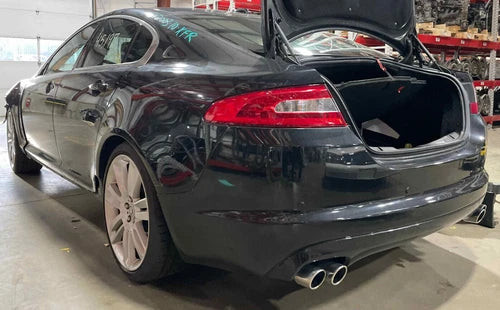 2010 Jaguar Xf Premium 5.0L Rear Carrier Differential Case 9,000 Miles Used OEM Rear Differential Carriers used OEM rear