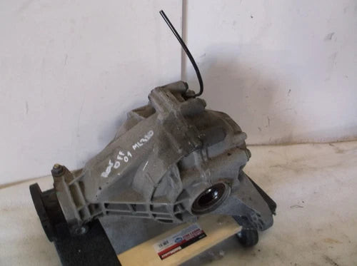 1998-2003 Mercedes ML320 W163 AWD Rear AK61174 Used OEM Rear Differential Carriers used OEM rear differential carrier
