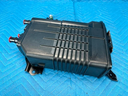 Lexus LS500 Vapor Charcoal Canister w/Bracket 39k 2018 2019 2020 2021 2022 OEM