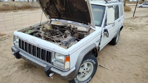 1990-2001 Jeep Cherokee Front Right/Passenger 4X4 With Hub Used OEM Steering Knuckle Spindle
