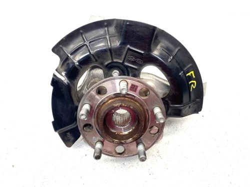 Kia K5 Front Right/Passenger With Hub Used OEM Steering Knuckle Spindle