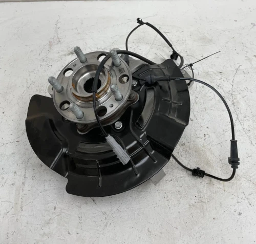 2021-2024 Kia Sorento Front Left/Driver With Hub Used OEM Steering Knuckle Spindle