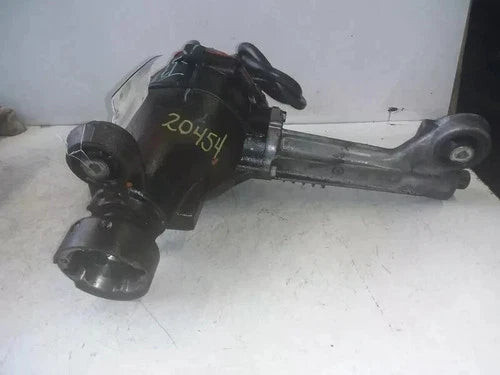 2006-2010 Jeep Commander Cherokee Front 3.73 Ratio Used OEM Front Differential Carriers used OEM front differential carrier