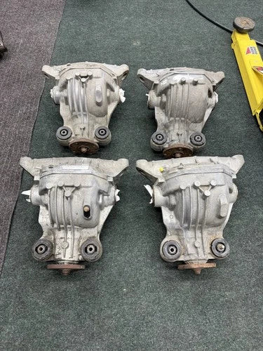 2007-2010 Ford Explorer Rear Axle Ratio 3.73 Used OEM Rear Differential Carriers used OEM rear differential carrier assembly