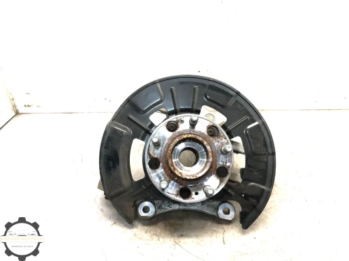 2021-2025 Kia Sorento Rear Left/Driver With Hub Used OEM Steering Knuckle Spindle