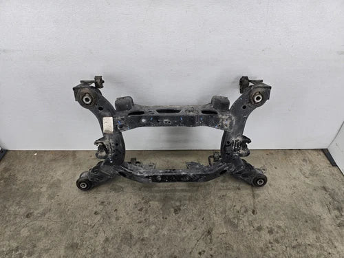 CHEVROLET CAMARO LS 16-24 OEM REAR AXLE CARRIER SUSPENSION SUBFRAME CROSSMEMBER used OEM rear differential carrier assembly