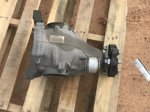 2010-2013 10 11 12 13 Mercedes E350 Rear Differential Case Carrier Used OEM Rear Differential Carriers used OEM rear