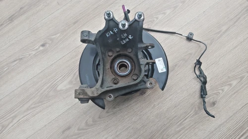 2016-2018 Kia Sorento Rear Right/Passenger AWD With Hub Used OEM Steering Knuckle Spindle