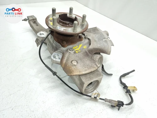 2020 Land Rover Defender 110 Front Right/Passenger With Hub Used OEM Steering Knuckle Spindle