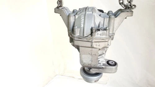 2017 Maserati Levante Rear Carrier Differential Used OEM Rear Differential Carriers used OEM rear differential carrier