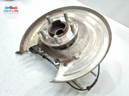 2020 Land Rover Defender 110 Rear Left/Driver With Hub Used OEM Steering Knuckle Spindle