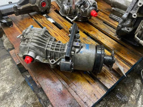 2013-2015 Infiniti QX60 Rear Axle AWD Used OEM Rear Differential Carriers used OEM rear differential carrier assembly