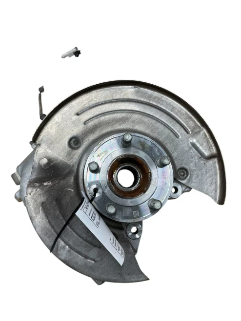 2024 Land Rover Rear Left/Driver AWD With Hub Used OEM Steering Knuckle Spindle