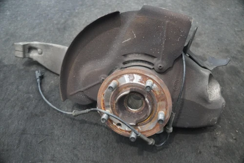 2014 Land Rover Range Rover Sport LR078155 Front Right/Passenger With Hub Used OEM Steering Knuckle Spindle