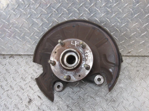 Land Rover Freelander Front Left/Driver ABS Used OEM Steering Knuckle Spindle