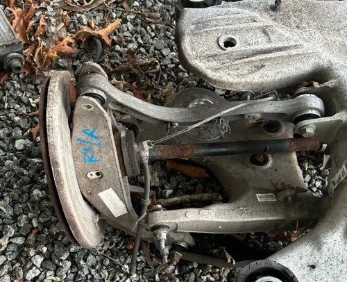 Land Rover Range Rover Rear Right/Passenger With Hub Used OEM Steering Knuckle Spindle