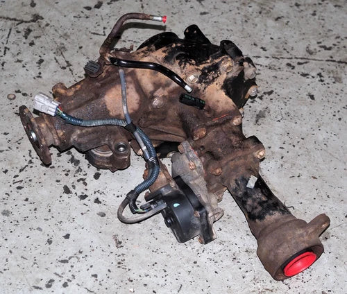 2001-2004 Toyota Tacoma Tundra Front Axle Differential 4.10 Ratio OEM 178K Nice used OEM front differential carrier assembly