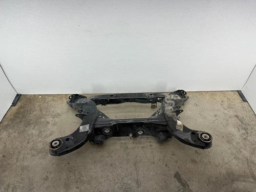 DODGE CHARGER SXT 17-23 OEM REAR AXLE CARRIER SUSPENSION SUBFRAME BRACE CRADLE used OEM rear differential carrier assembly
