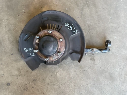 Lexus GX460 Front Left/Driver AWD With Hub Used OEM Steering Knuckle Spindle