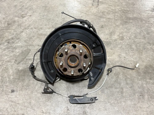 2017-2020 Lexus IS350 Rear Left/Driver RWD With Hub Used OEM Steering Knuckle Spindle