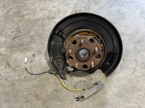 2013-2015 Lexus GS350 Rear Right/Passenger RWD With Hub Used OEM Steering Knuckle Spindle