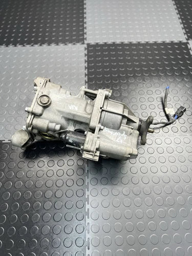 2017-2019 Kia Sportage Rear Differential Axle Carrier Used OEM Rear Differential Carriers used OEM rear differential carrier