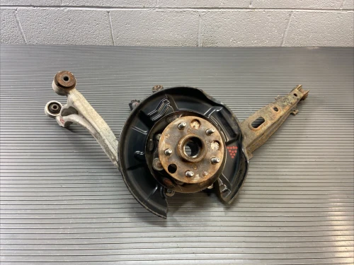 2002-2010 Lexus SC430 Rear Right/Passenger RWD With Hub Used OEM Steering Knuckle Spindle