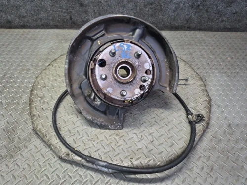 2001-2006 Lexus LS430 Rear Left/Driver RWD With Hub With Bearing Used OEM Steering Knuckle Spindle