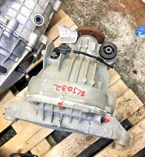 2002-2005 Ford Explorer Rear Axle 3.73 Ratio Used OEM Rear Differential Carriers used OEM rear differential carrier assembly