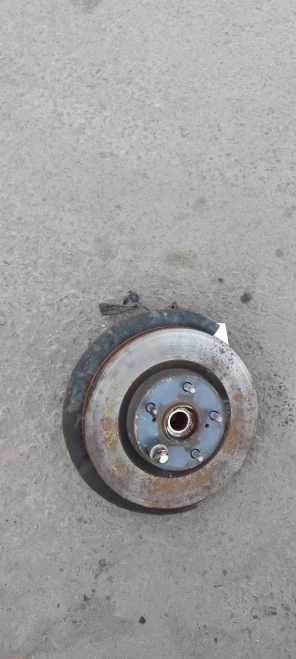 Lexus ES350 Front Right/Passenger Used OEM Steering Knuckle Spindle