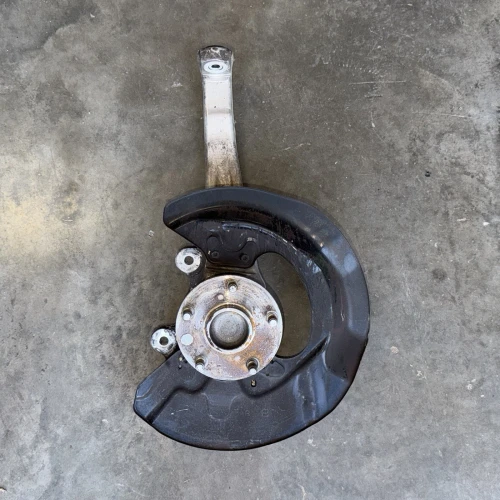 2015-2022 Lexus RC350 4320130030 Front Right/Passenger Used OEM Steering Knuckle Spindle