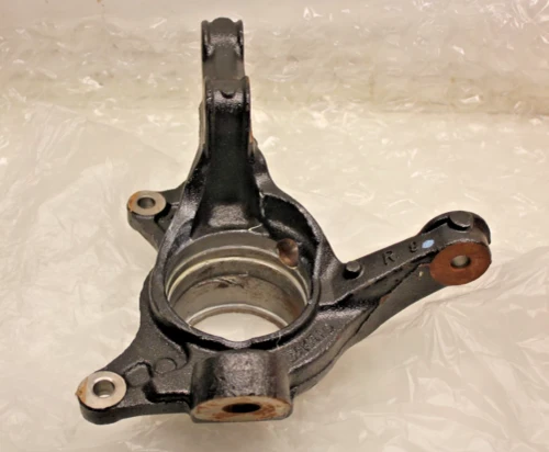 2010-2020 Lexus Front Right/Passenger With Hub Used OEM Steering Knuckle Spindle