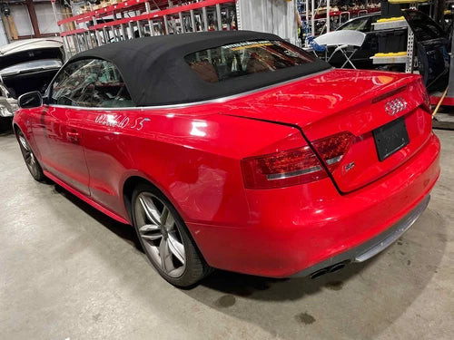 2010 Audi S5 3.0L A/T Rear Carrier Differential with 82,114 Miles Used OEM Rear Differential Carriers used OEM rear