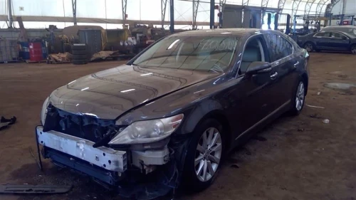 2009-2017 Lexus LS460 4981257 Front Right/Passenger AWD Used OEM Steering Knuckle Spindle