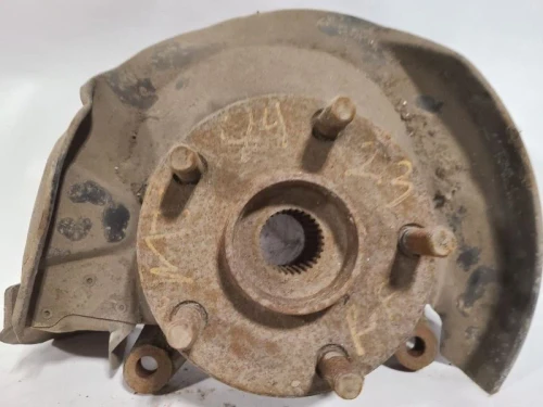 1992-1996 Lexus ES300 1974671 Front Right/Passenger Used OEM Steering Knuckle Spindle