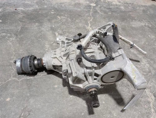 2023-2024 Dodge Hornet Rear AT AWD 2.0L Used OEM Rear Differential Carriers used OEM rear differential carrier assembly