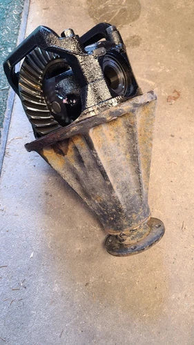 2005- 2015 TOYOTA 2.7L 2WD REAR DIFFERENTIAL BACK DIFF OEM 4.10 used OEM rear differential carrier assembly