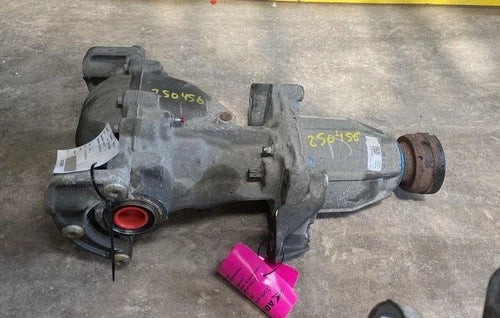 2013-2016 Lincoln Mkz 3.7L Rear Axle Used OEM Rear Differential Carriers used OEM rear differential carrier assembly