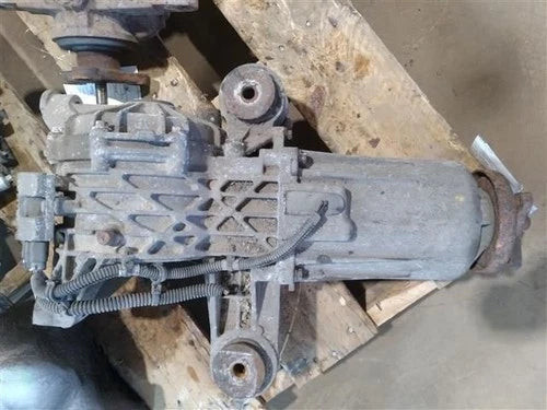 2007-2009 Chevrolet Equinox Differential Carrier Rear Used OEM Differentials & Carriers used OEM differential carrier