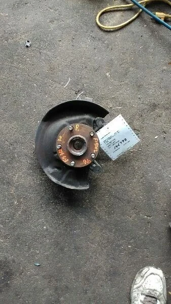 1992-1996 Lexus ES300 Front Right/Passenger Used OEM Steering Knuckle Spindle