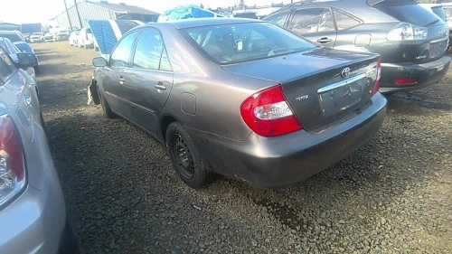 2002-2003 Lexus ES300 32612752 Front Left/Driver Used OEM Steering Knuckle Spindle